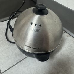 Elite Black Egg Cooker