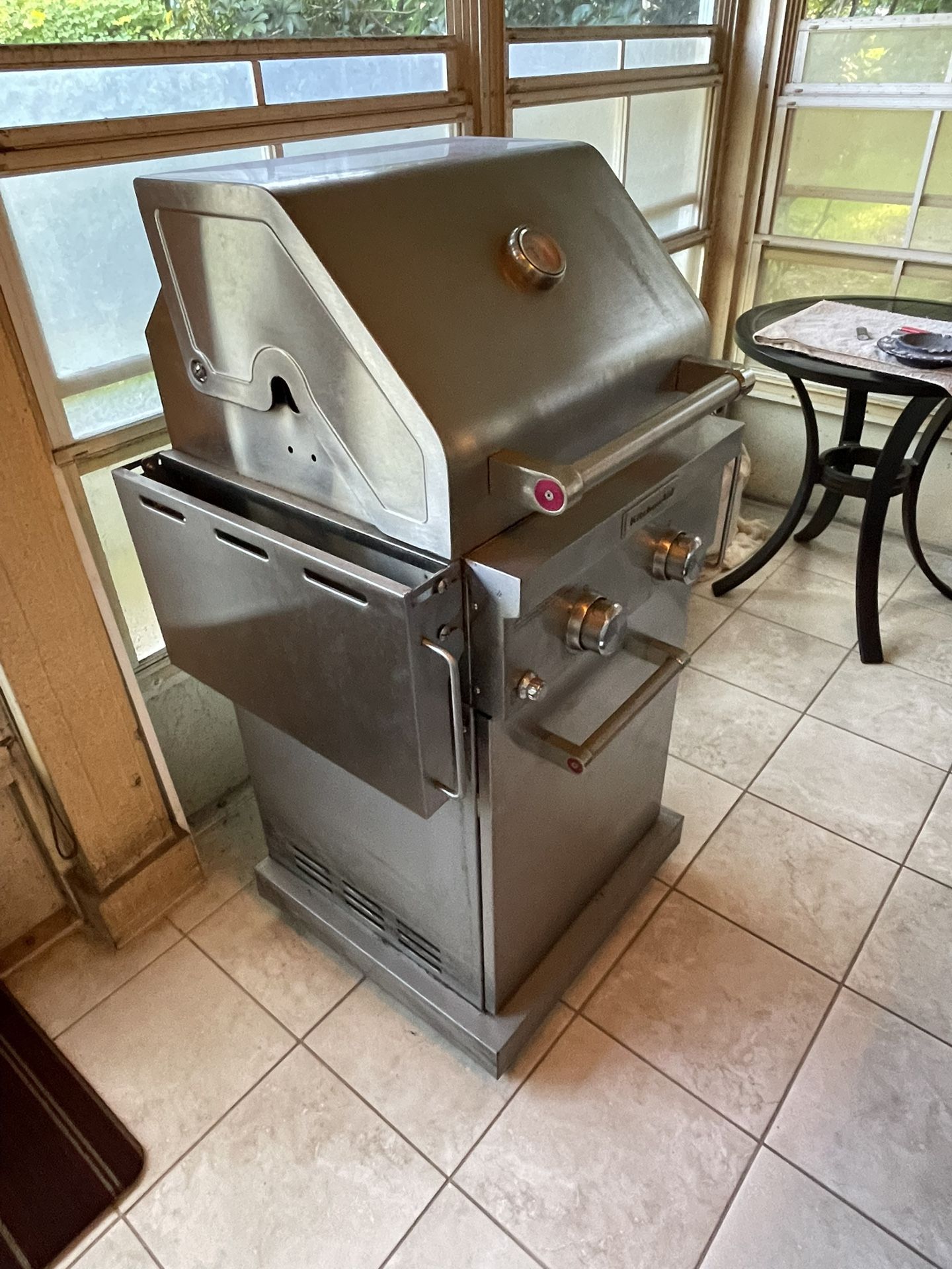 Fully Stainless Steel 2-burner Grill. KitchenAid