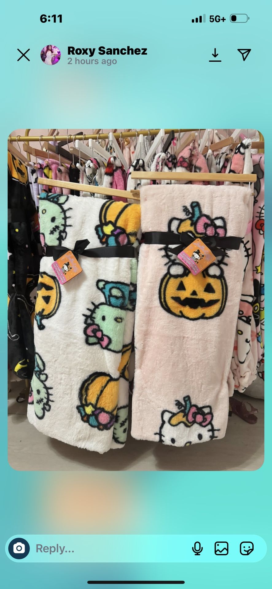Hello Kitty Halloween Blankets 🎃