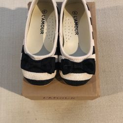 L’amour Children Shoes - Size 6