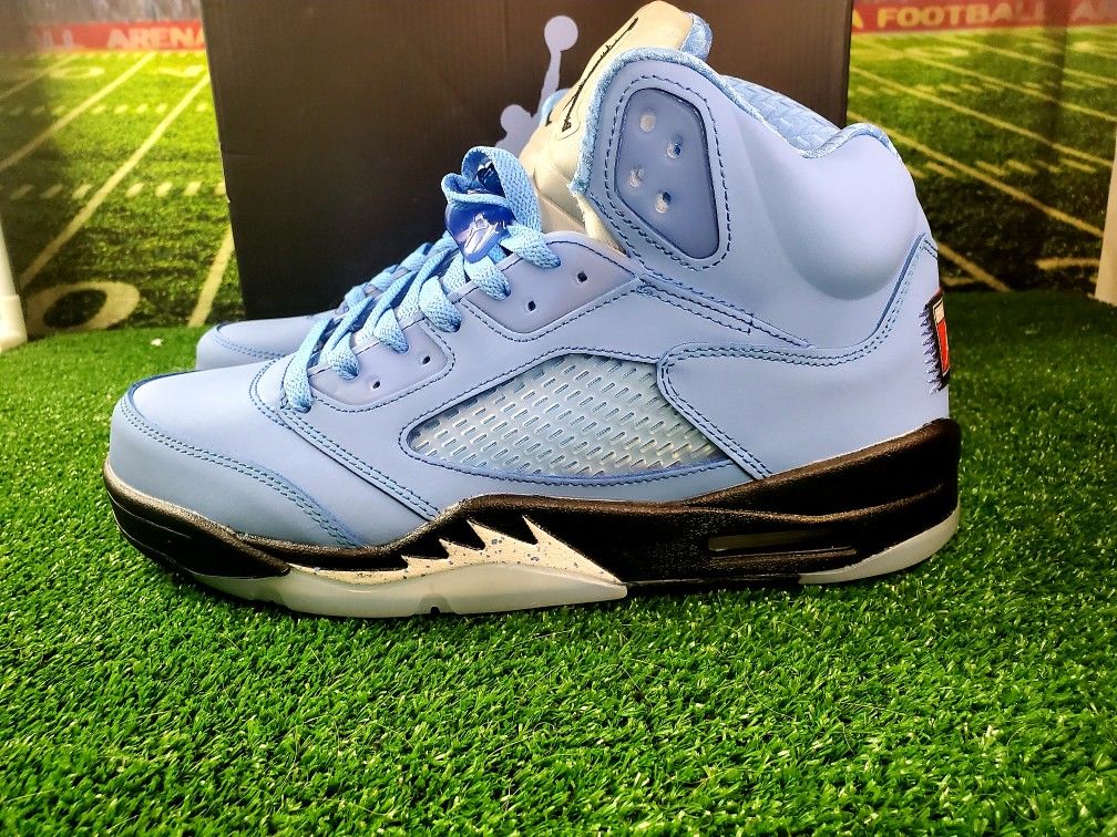 Air Jordan 5 Retro UNC