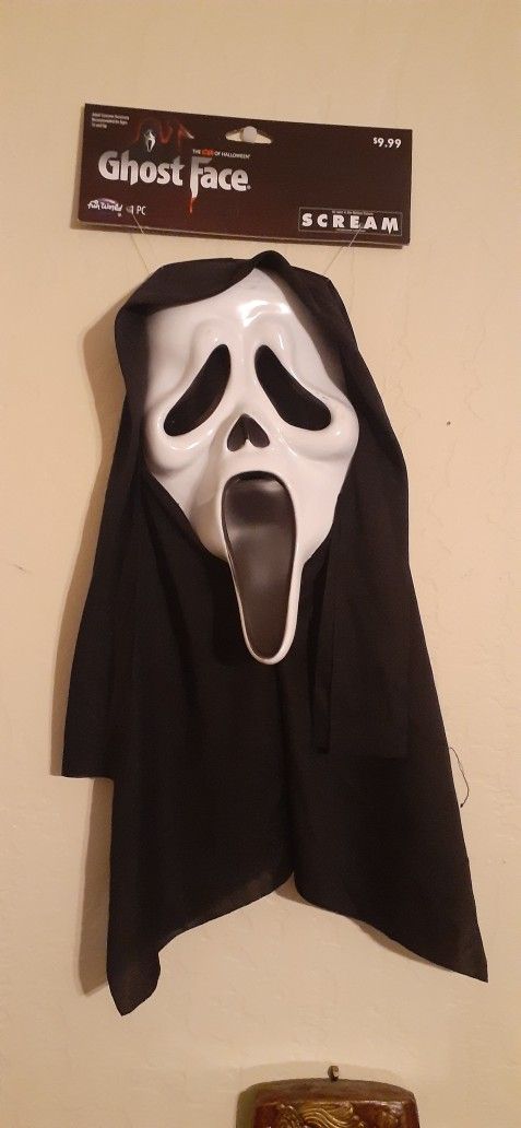 NEW Scream Movie Ghost Face Hooded Adult Halloween Costume Mask Fun World #9206S