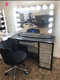 Brand new vanity with led mirror & chair