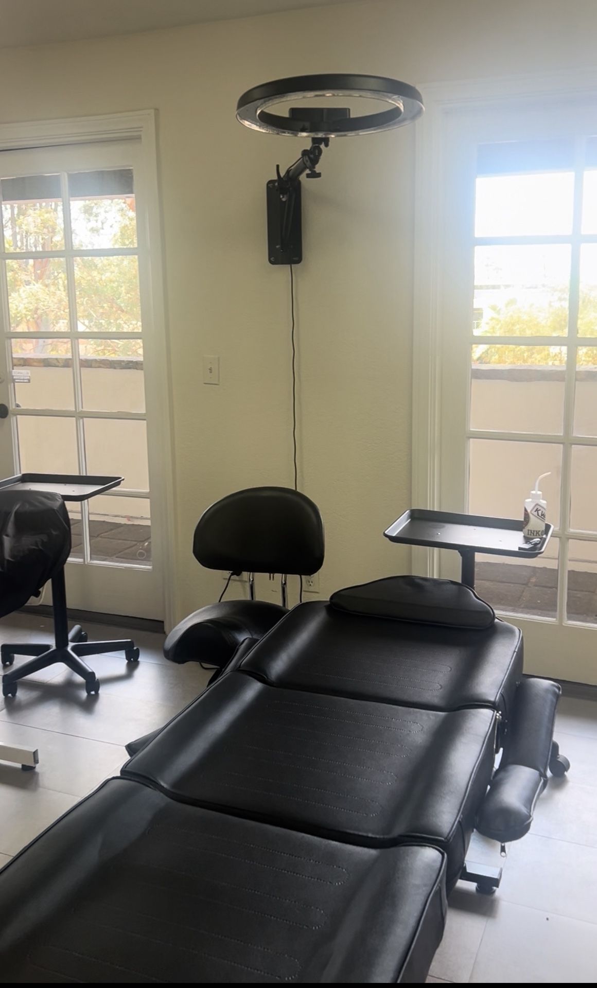 Tattoo / Esthetician / Microblading / Brow Artist Bed