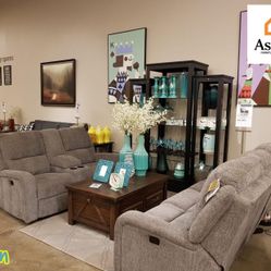 Reclining Sofa Or Love Seat $799 Each Your Choice 