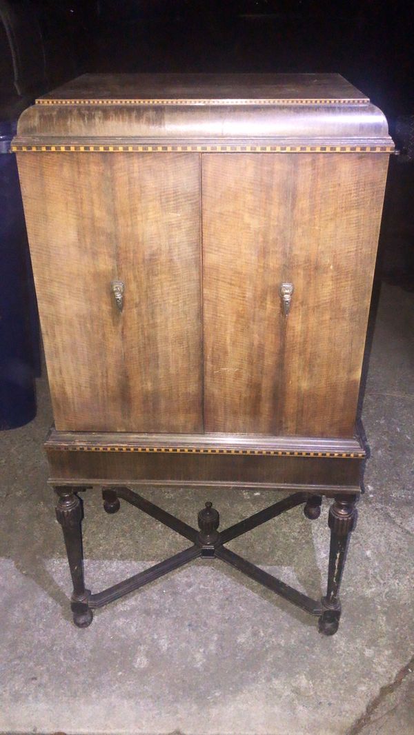 Vintage "Genuine Royal record cabinet" for Sale in Spokane ...