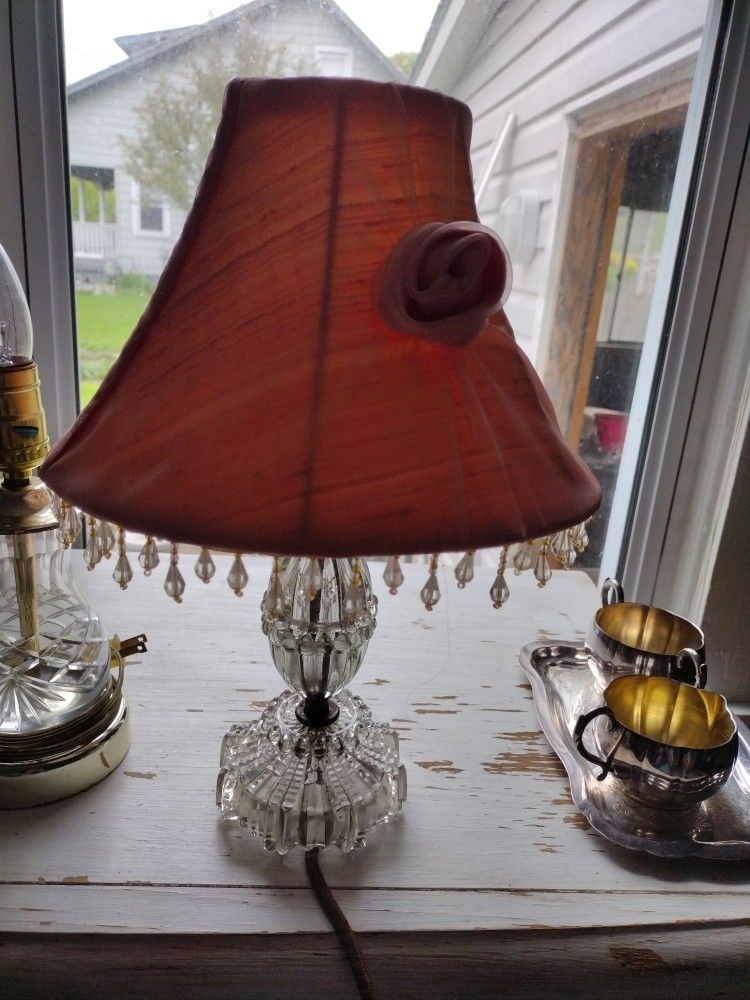 Vintage Clear Crystal Gold Accented Lamp