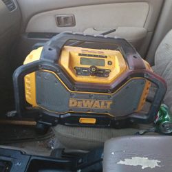 DeWalt Radio