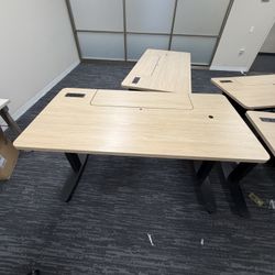 Motorized Powered  Elevating Desk 