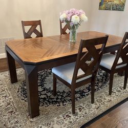 Dining Table And Chairs 