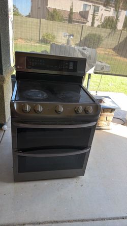 LG Double Oven Electric Range