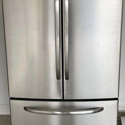 GE REFRIGERATOR 