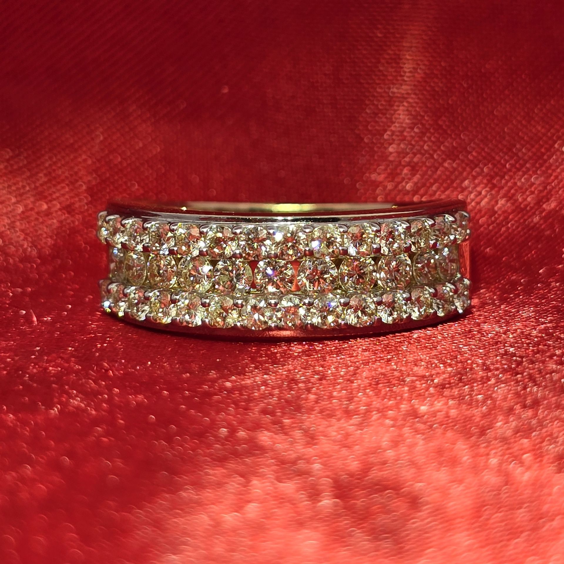 14k Yellow Gold Diamond Round Cut Ring 1.50 btw