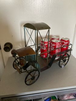 Metal car pick up for decor