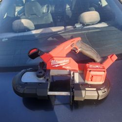 Brand New Milwaulkee Fuel M18 Bandsaw