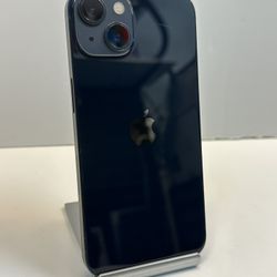 Apple iPhone 13 128gb. ( Fully Unlocked )