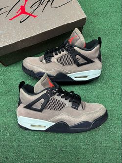 JORDAN 4 TAUPE HAZE SIZE 11