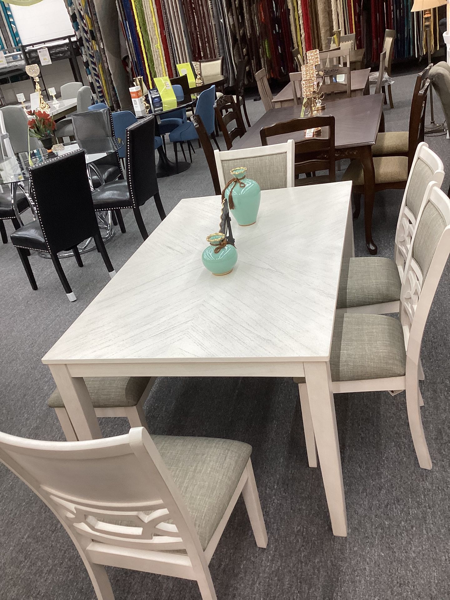 6pc Dining Table $599.99