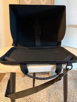 BUG 13-14 Inch Laptop Sun Shade Bag (from Amazon)