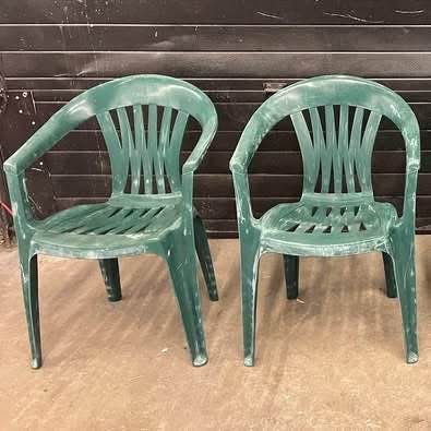 FREE Outdoor patio deck stacking chair pair. 2 stackable chairs.