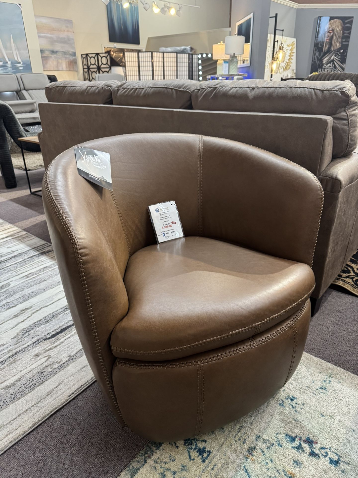 Kierreys Swivel Chair