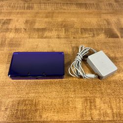 Nintendo 3DS Midnight Purple Handheld Console System W/ Charger & Stylus