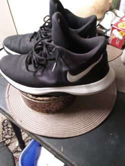 Nike Air Precision II Shoes II.5