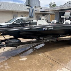 1996 Bass Boat