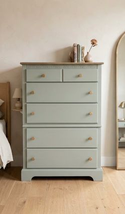 5-Drawer Dresser