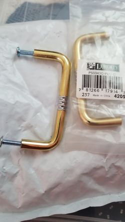 40 ct. Brass and chrome color door/drawer pulls