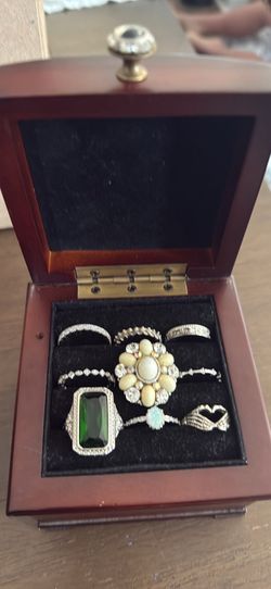 Rings in box