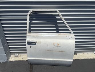 67 70 C10 Chevy Passanger Door Original No Rust