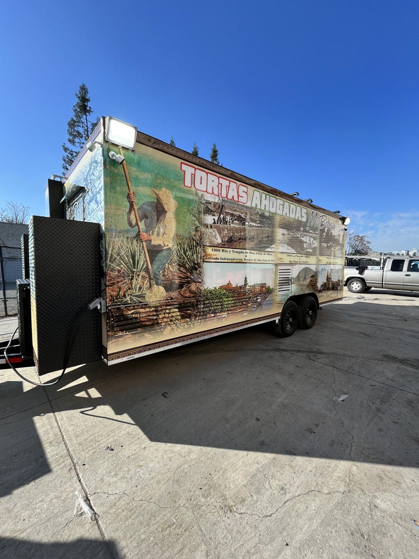 27’ Mobile Food Trailer