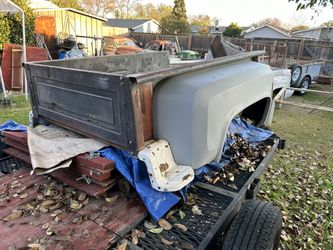 1973 To 1987 CUSTOM CHEVY TRUCK BED & FENDERS CHECK OUT MY PROFILE FOR MORE PARTS 