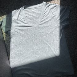 XL V Neck Gray Shirt