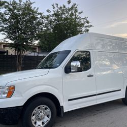 2017 Nissan Nv3500 Cargo Van 