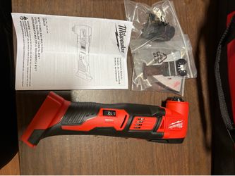Milwaukee M18 oscillating tool