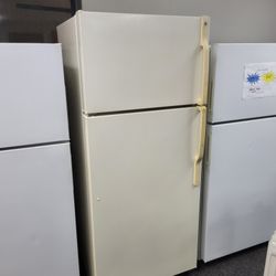 🎅Holiday Sale! GE 18cuft Fridge - Warranty Included 