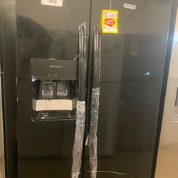 FRIGIDAIRE FRSSAB 22.3-cu ft Side-by-Side Refrigerator X6F