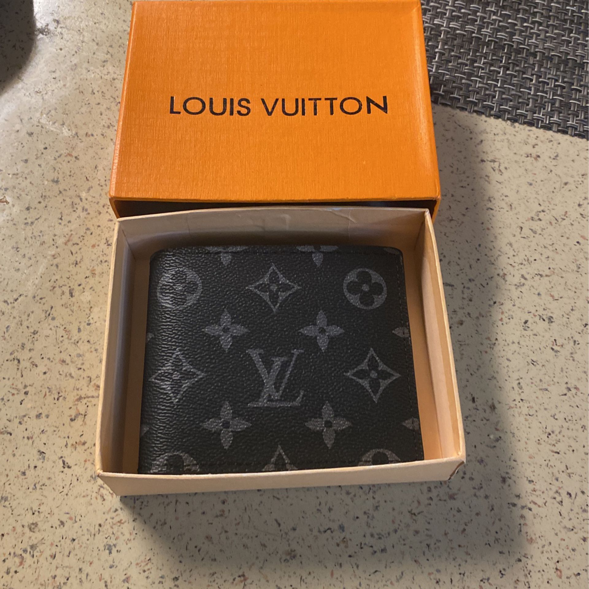 Louis Vuitton Wallet 