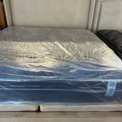 NEW KING SIZE MATTRESS AND BOX SPRING SET FREE DELIVERY 🚚 