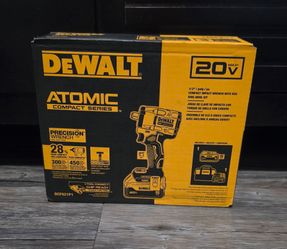 DEWALT ATOMIC 1/2" COMPACT IMPACT WRENCH WITH HOG RING ANVIL KIT