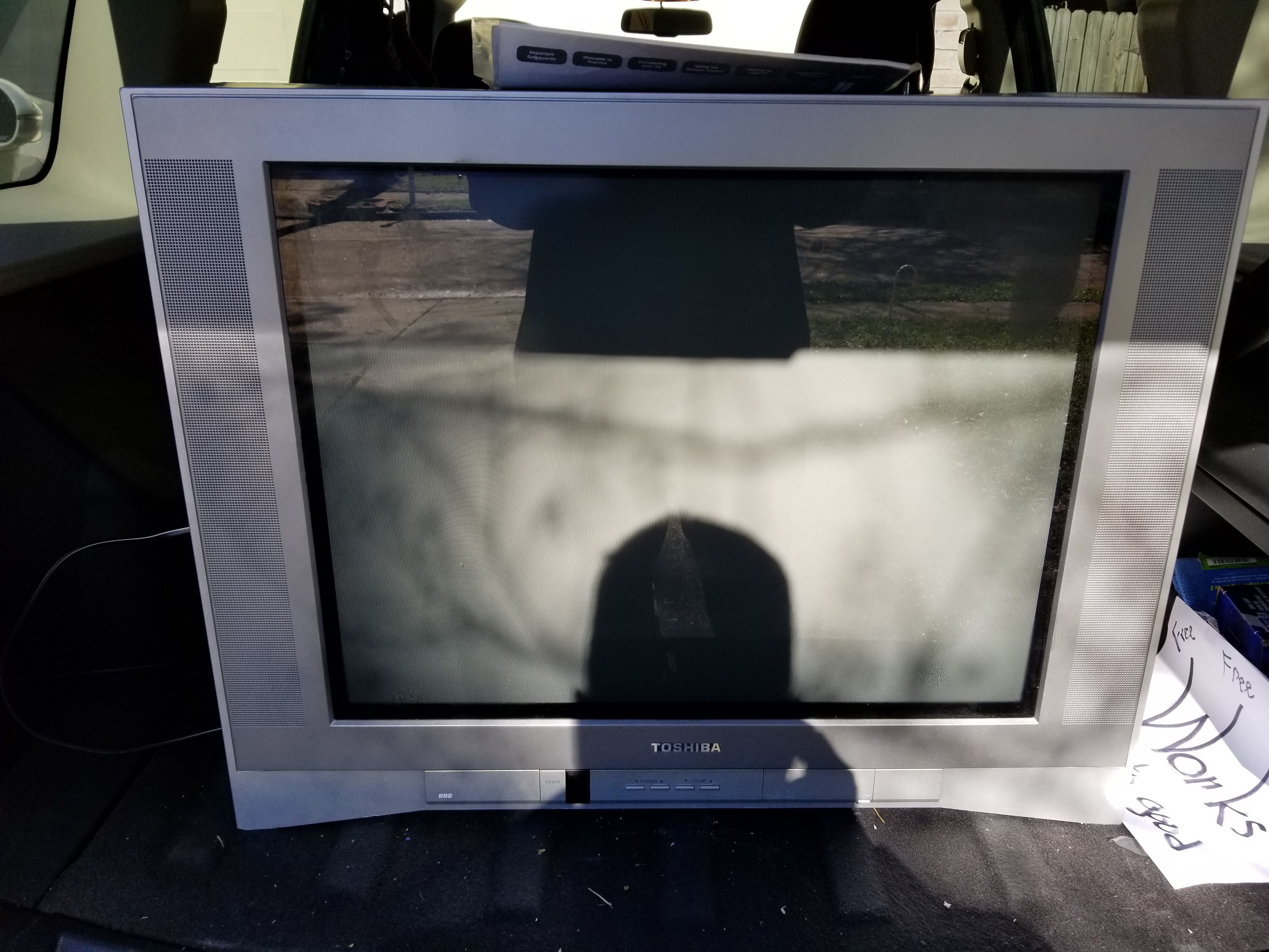 Toshiba FST Pure 27AF44 27" CRT TV