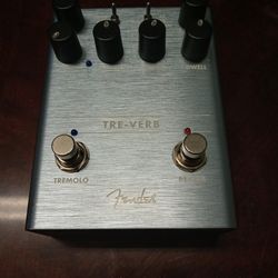 Fender Tre-Verb   Tremolo/Reverb Effect Processor 