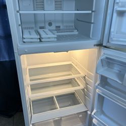Whirlpool Refrigerator 