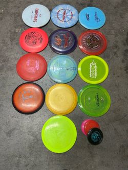 Disc golf 13 discs used a few new