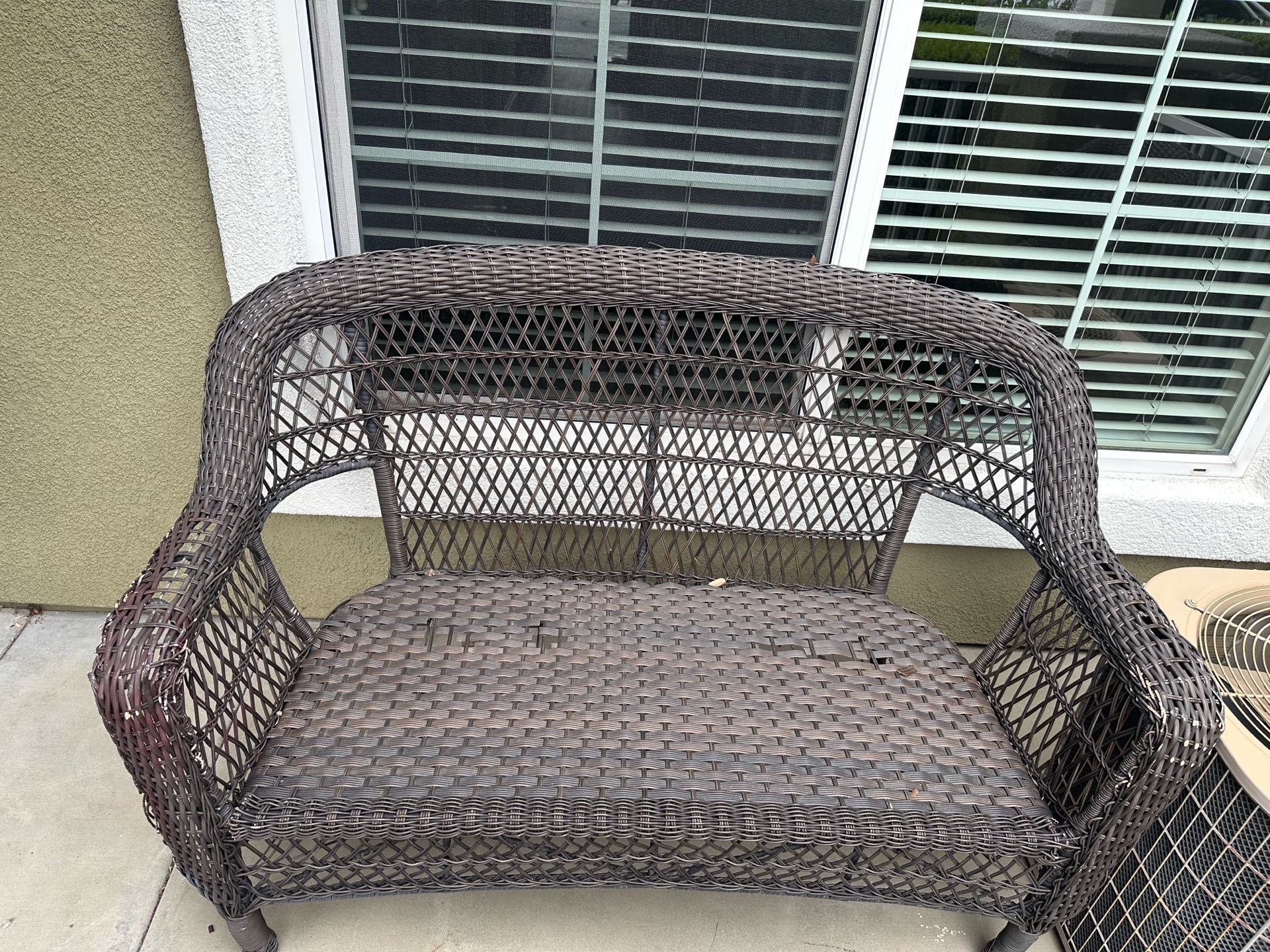 6 piece Wicker set