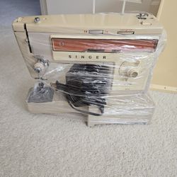 Singer Sewing Machine For Parts Or Repair?
