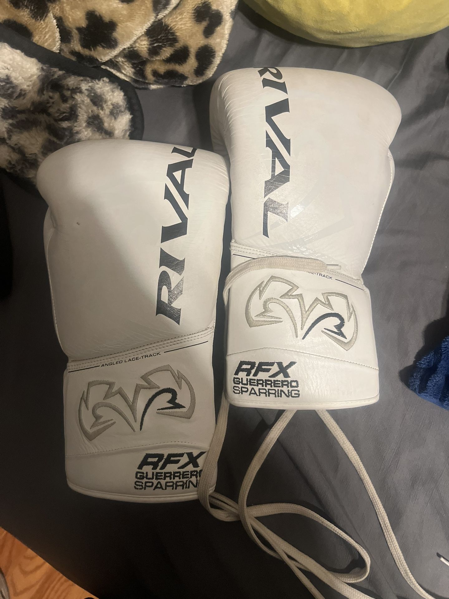 Rival Guerrero Sparring Gloves