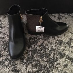 Womens Michael Kors Ankle Booties NWT 